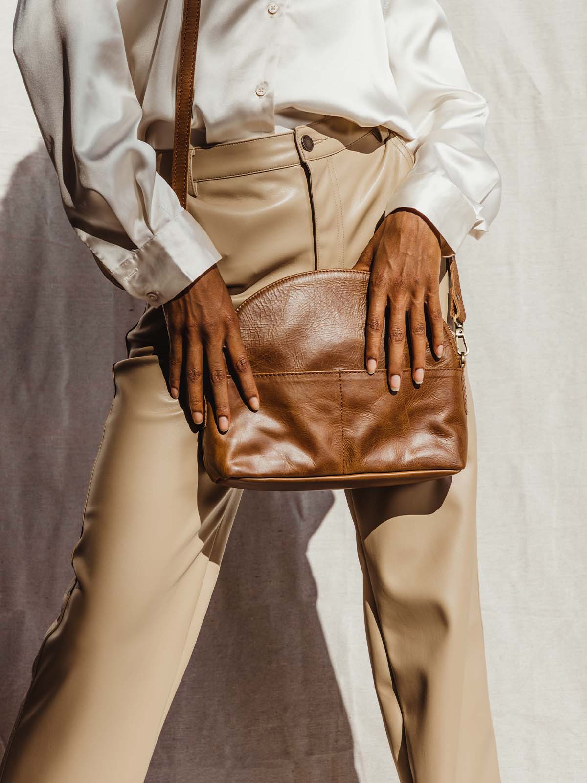 Small Halfmoon Leather Purse