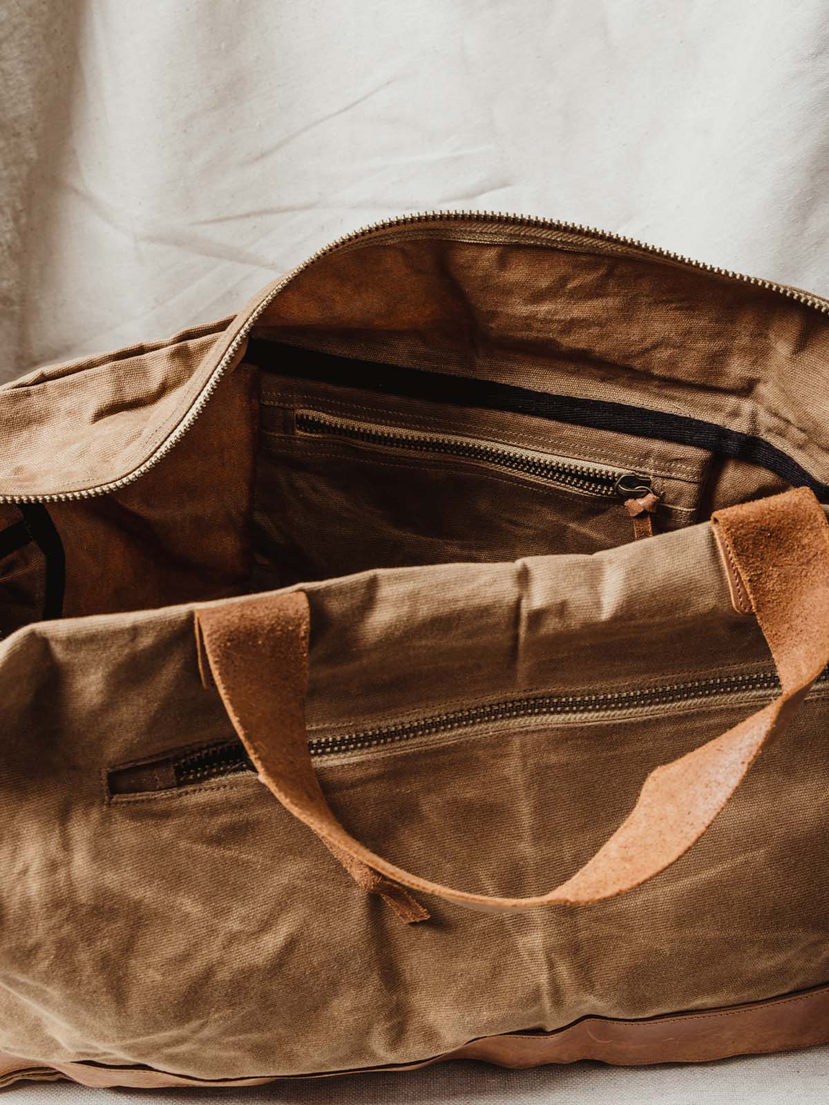 Weekender Bag in Black or Tan