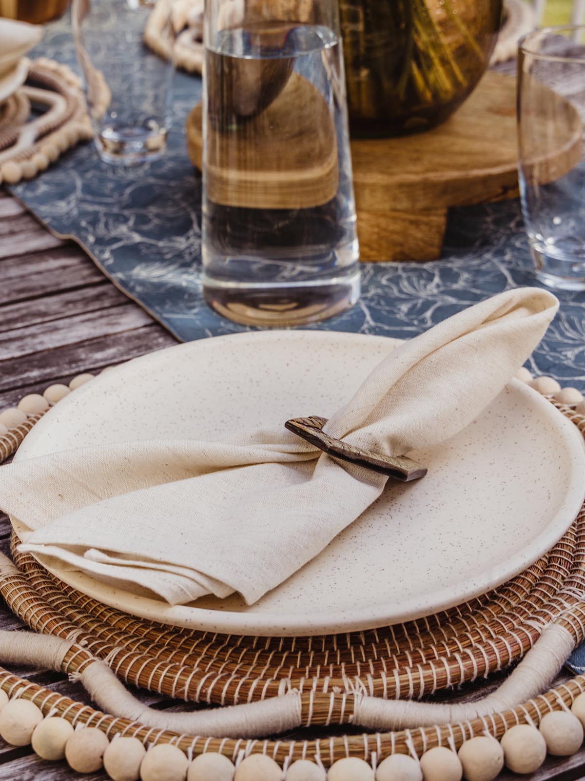 White Cloth Napkins (Set of 4)