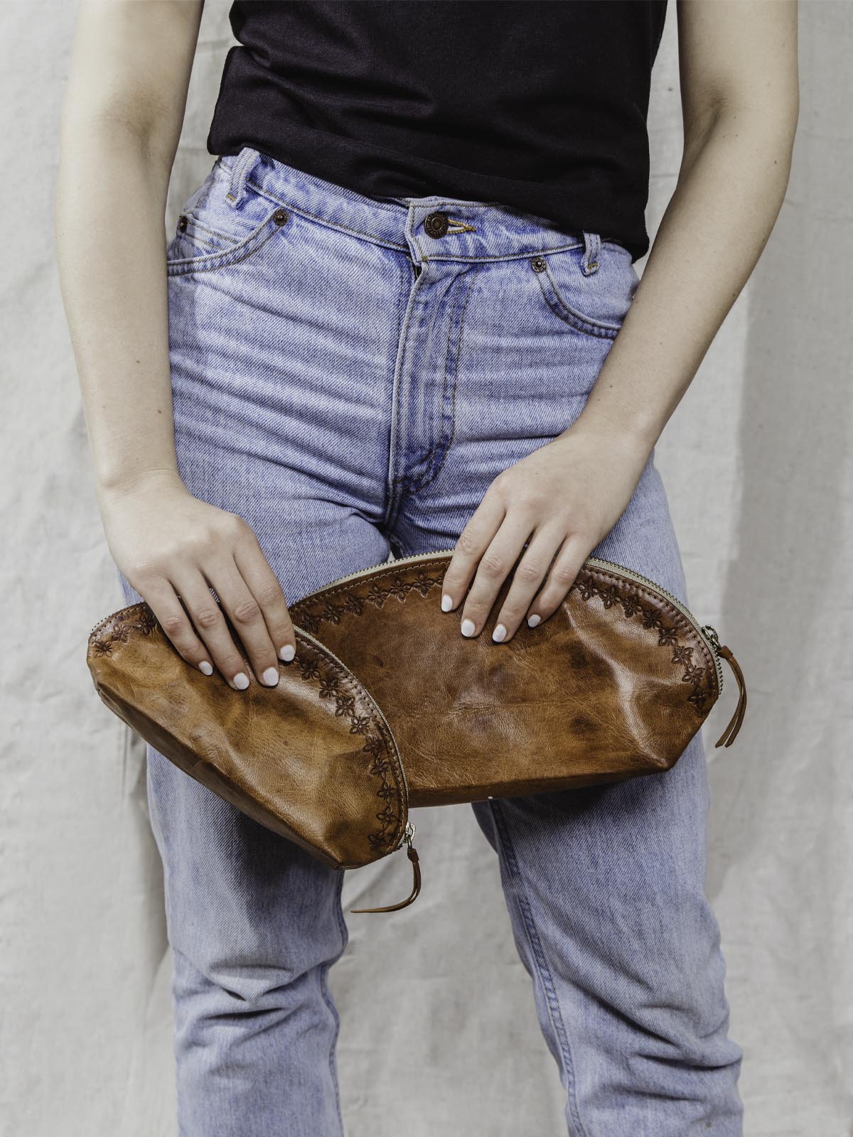 Brown Leather Makeup Bag With Zipper