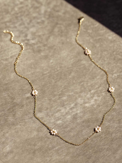 Daisy Collar Necklace (Gold or Silver)