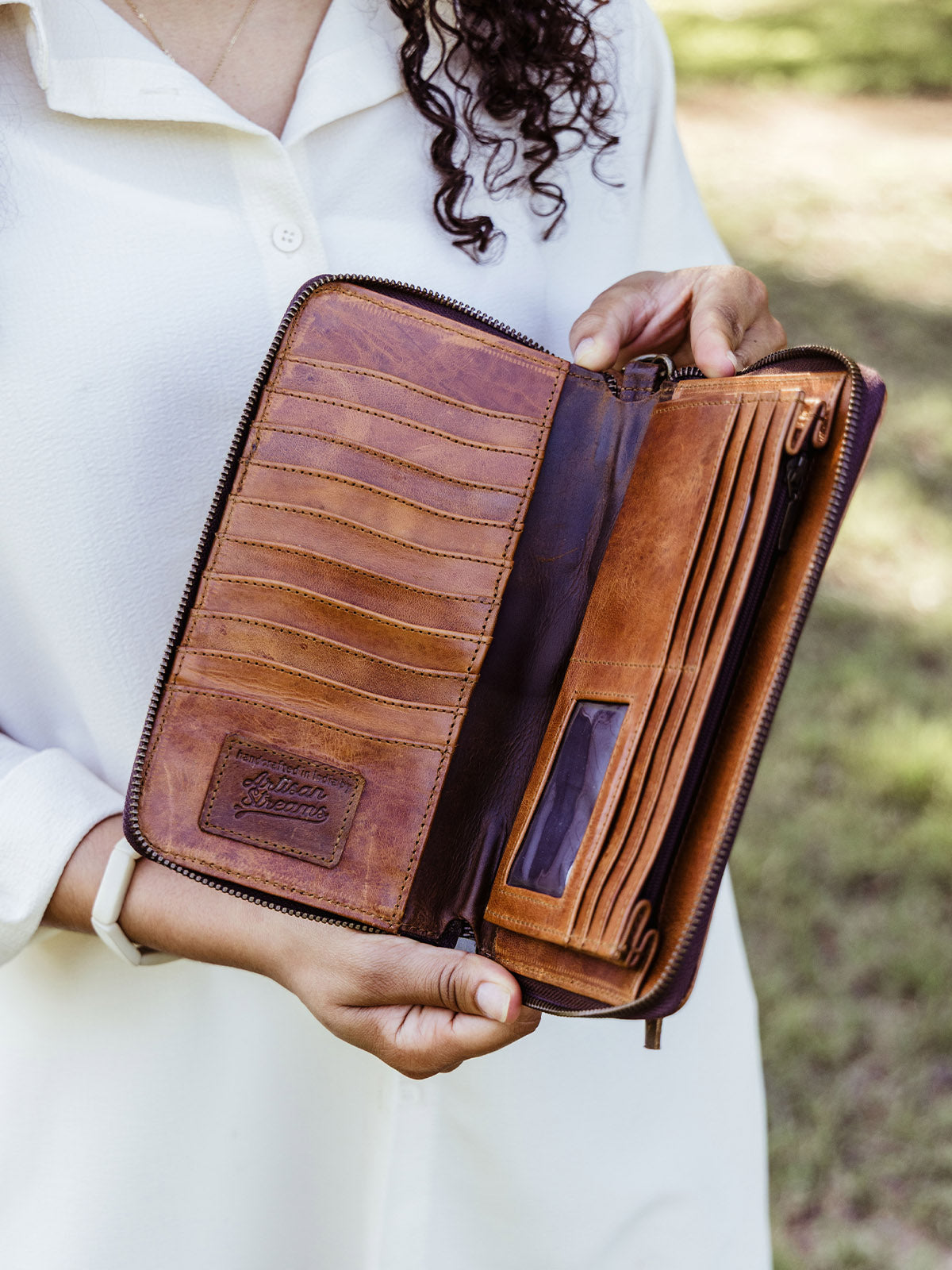 Women’s Leather Clutch Wallet