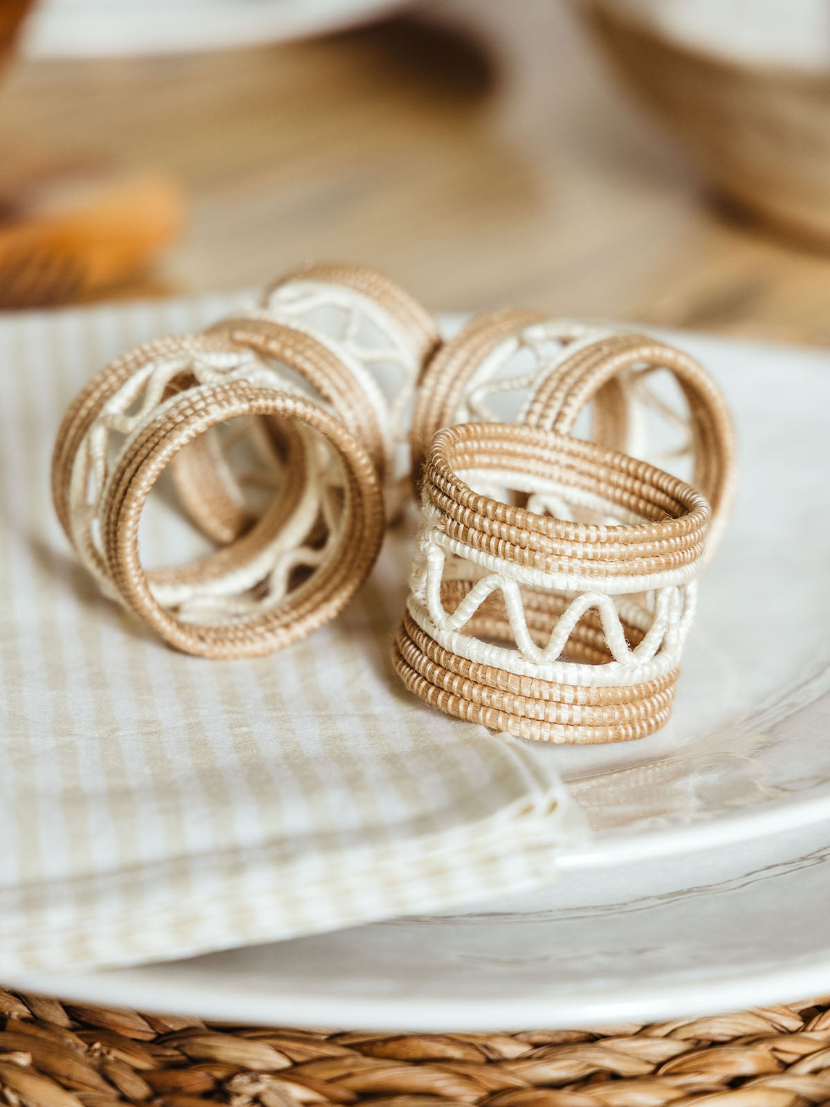 Hand Woven Zig-Zag Sisal Napkin Ring Set