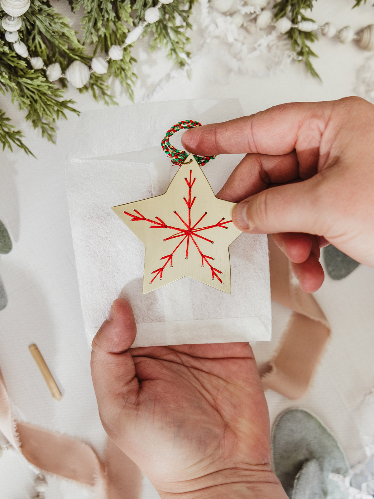 Star Metal Christmas Ornament