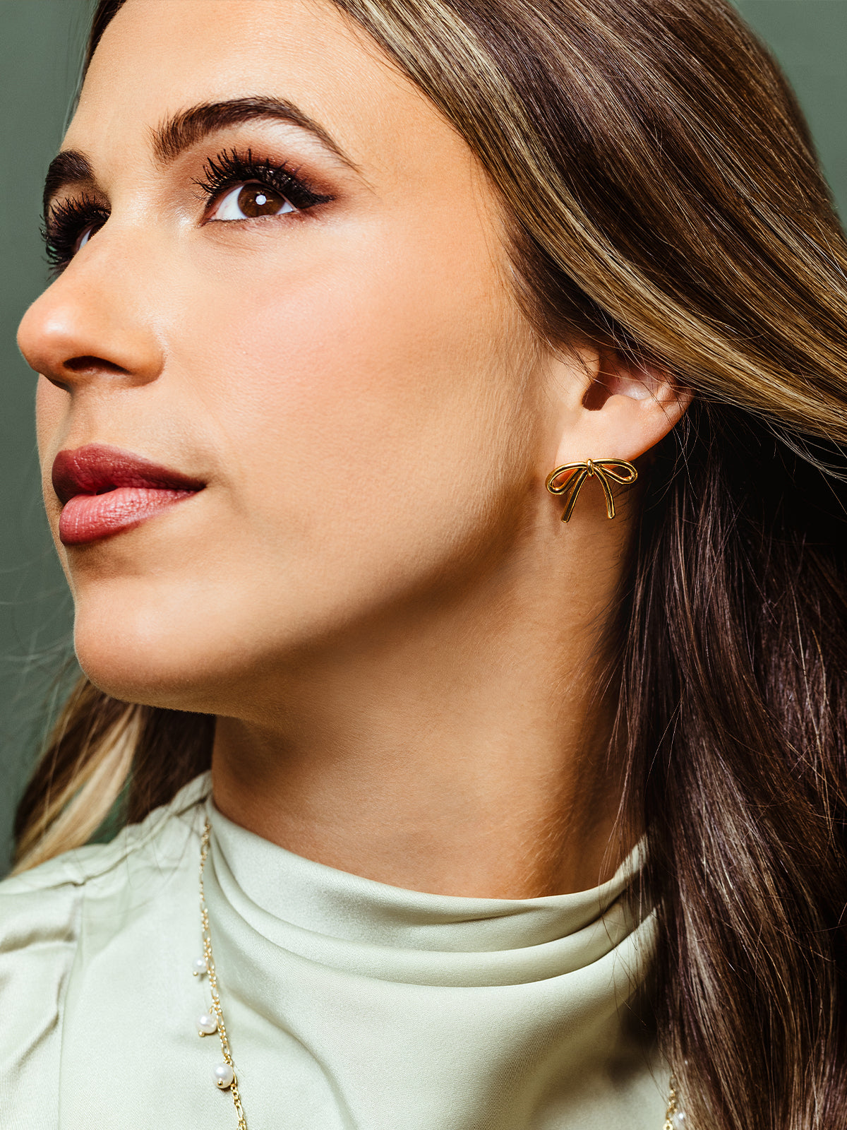 Bow Earrings (Gold or Silver)