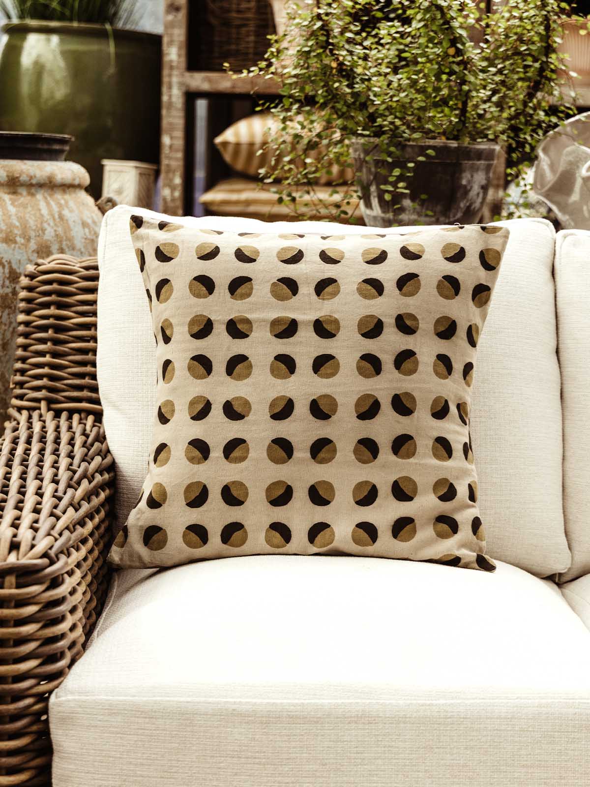 Emerge Cotton Block Printed Pillow Cover (18x18)