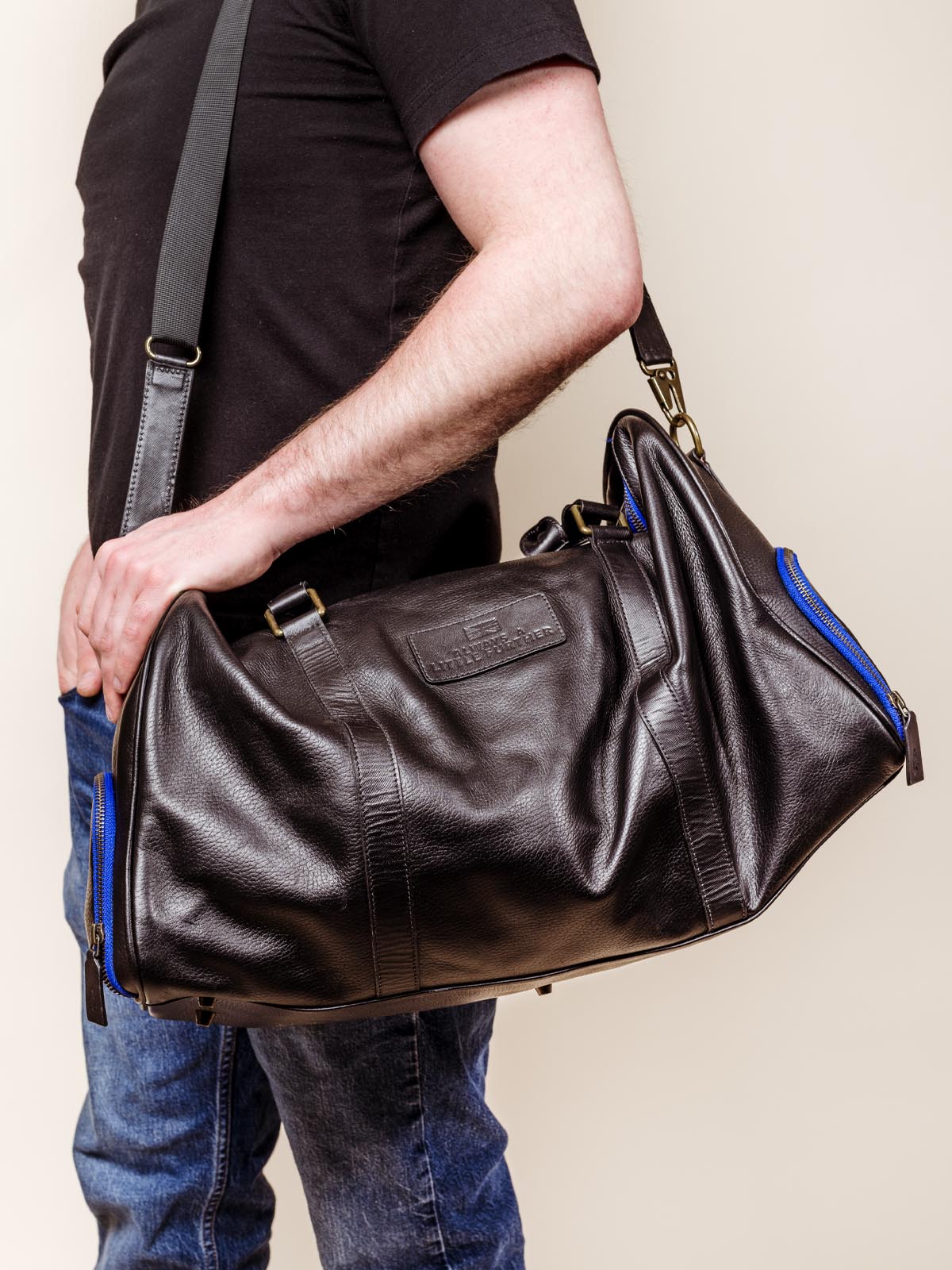 Essential Leather Duffle Bag