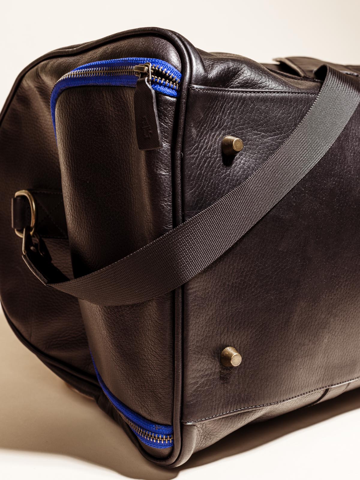 Essential Leather Duffle Bag
