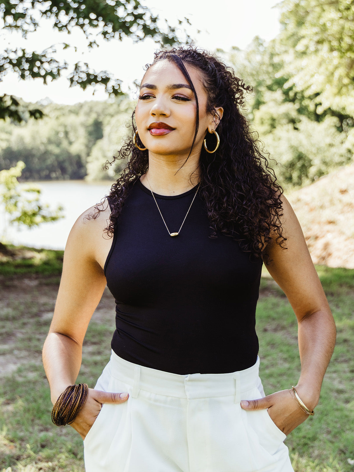 Jasiri Gold Pendant Necklace- Horizontal