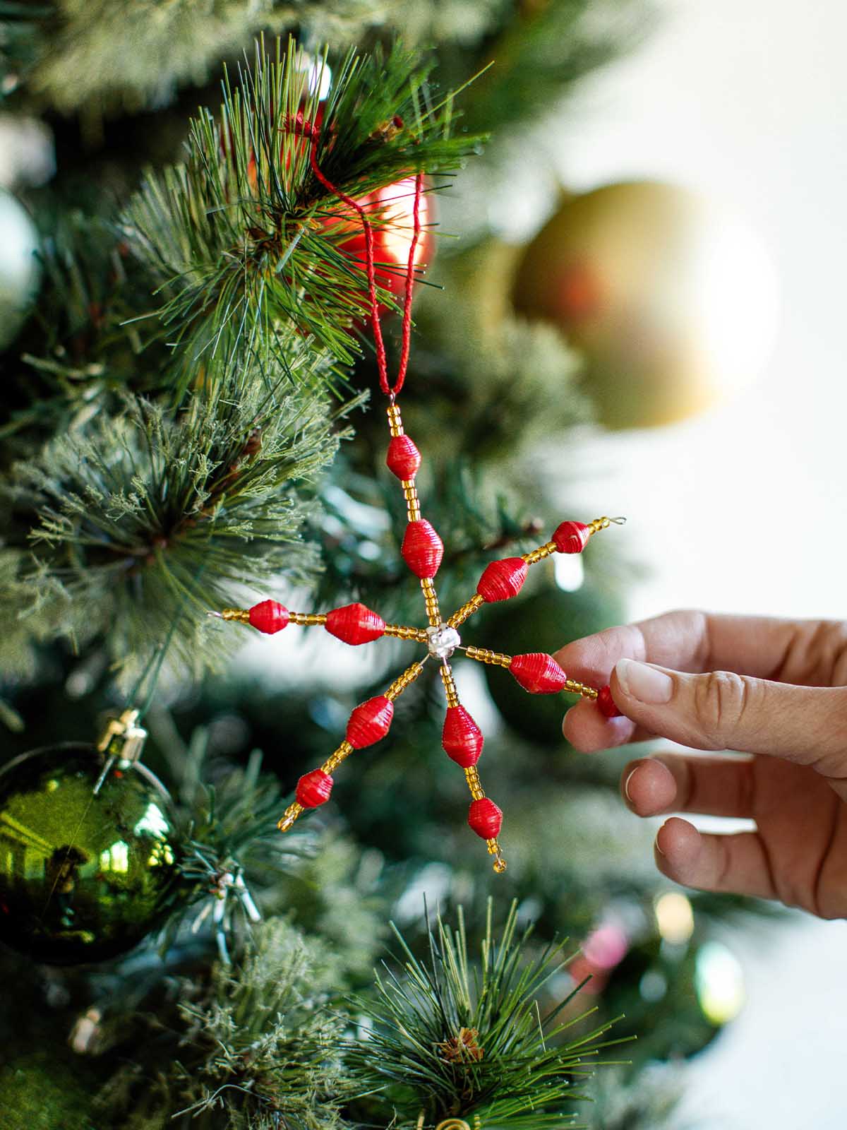 Beaded Snowflake Ornament Set- Red and Green