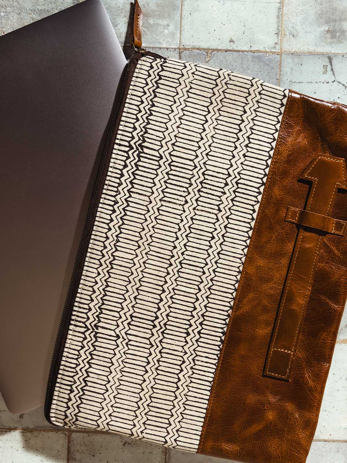 Arrow Leather Laptop Sleeve/Carryall