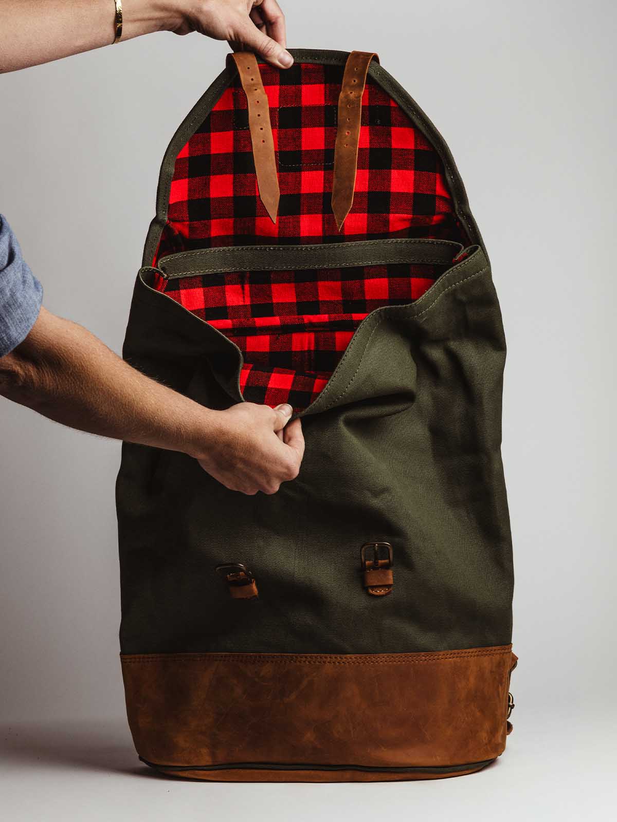 Kilele Canvas & Leather Backpack- Green