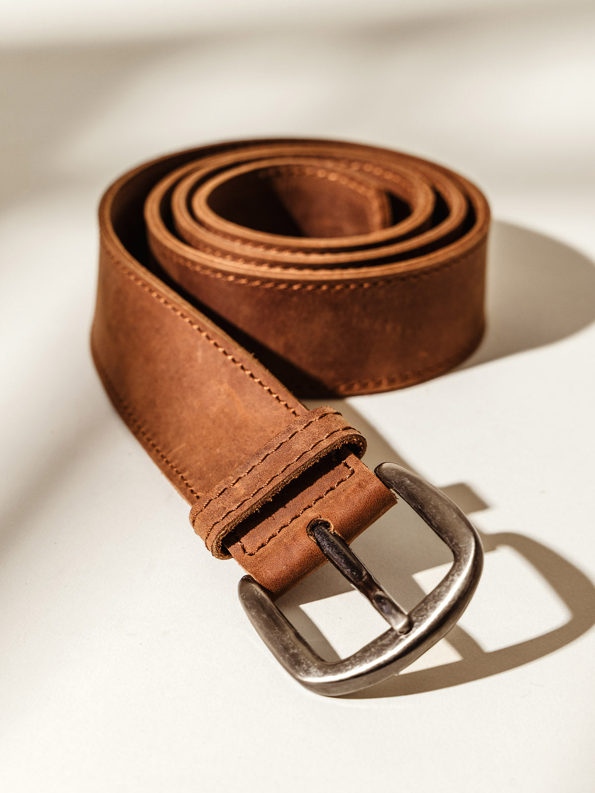 Men's Leather Belt in Chestnut