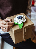 Magnolia Gift Topper