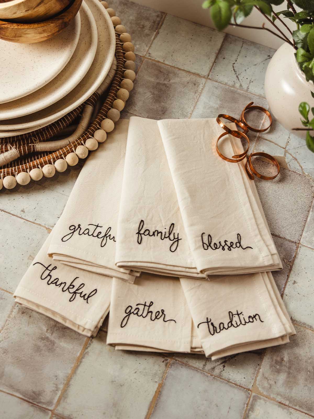 Simple Gathering Embroidered Linen Napkin Set