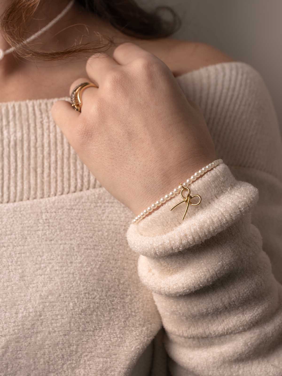 Pearls & Bow Bracelet