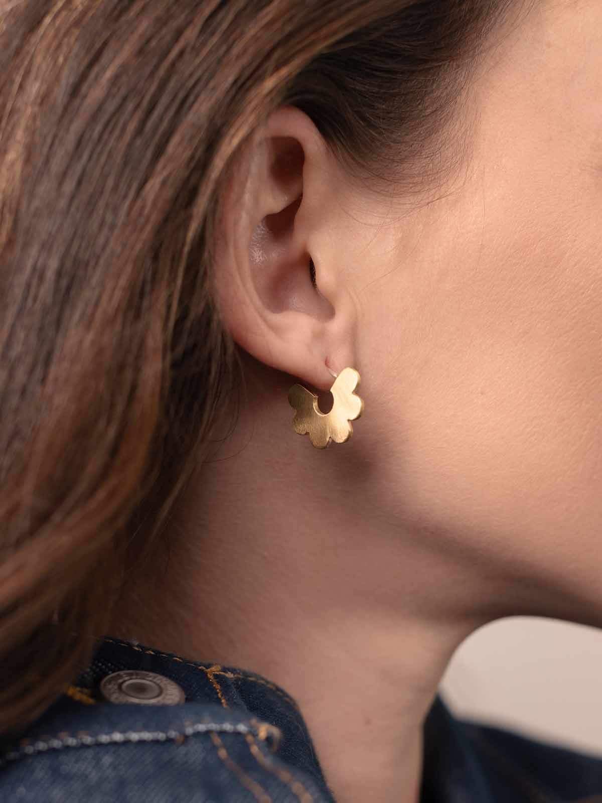 Gold Daisy Huggie Earrings