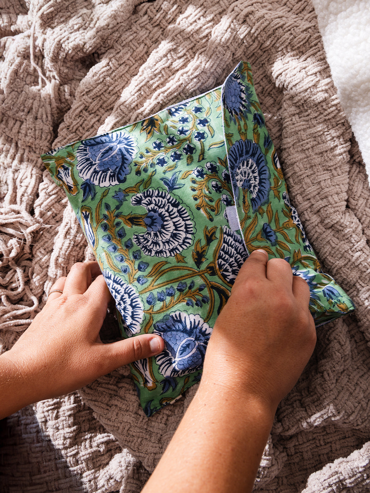 Minted Motif Block Print Pajama Pants Set
