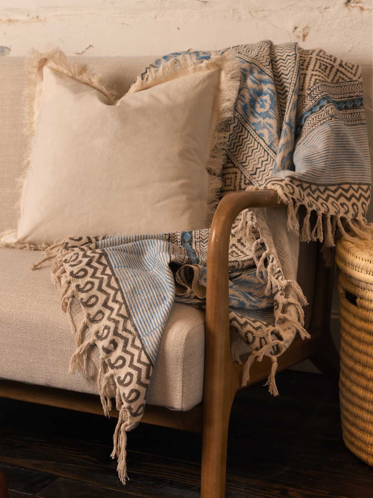 Seaside Stripes Patterned Throw Blanket
