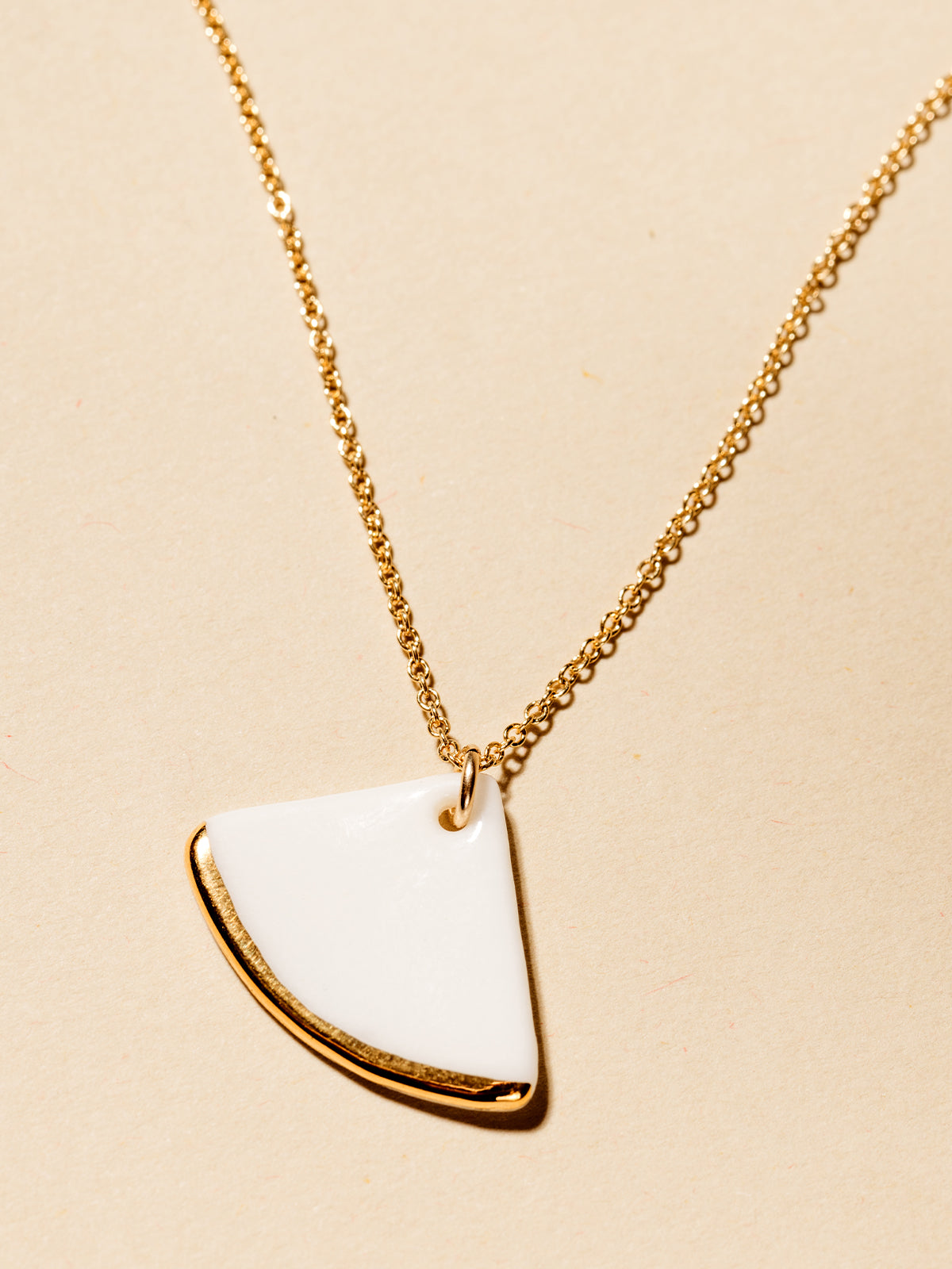 Fan Pendant Necklace
