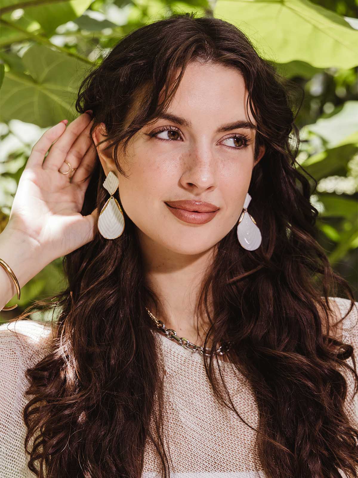 Poise Gold & White Earrings