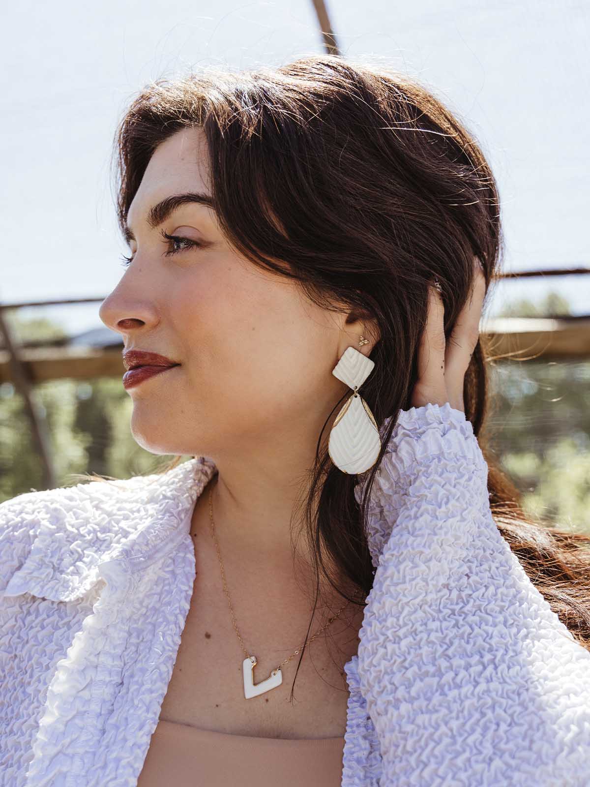 Poise Gold & White Earrings
