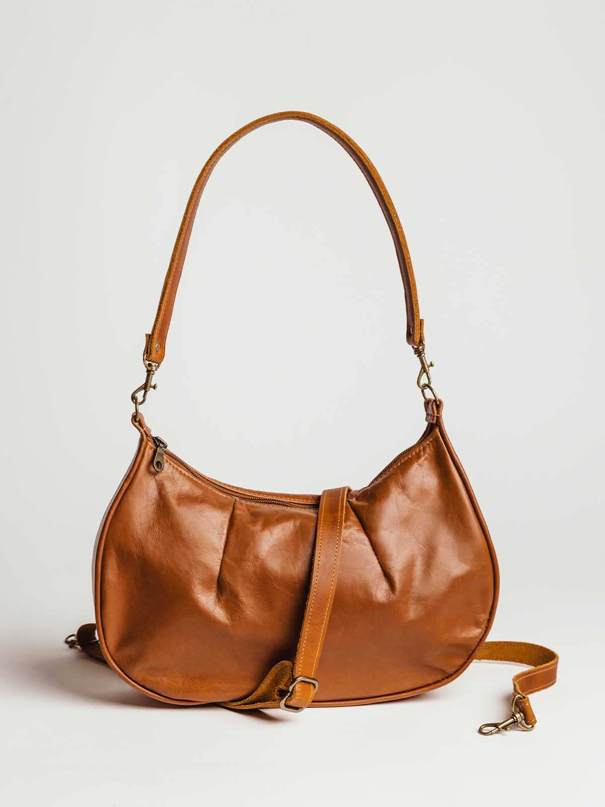 Aurora Leather Shoulder Bag in Cognac