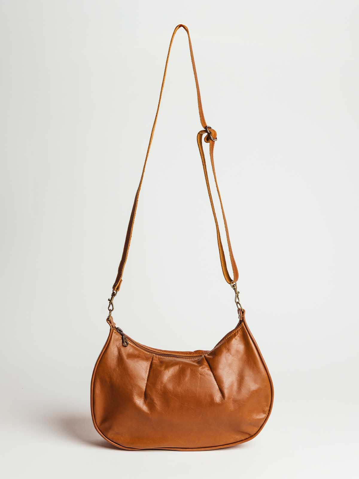 Aurora Leather Shoulder Bag in Cognac