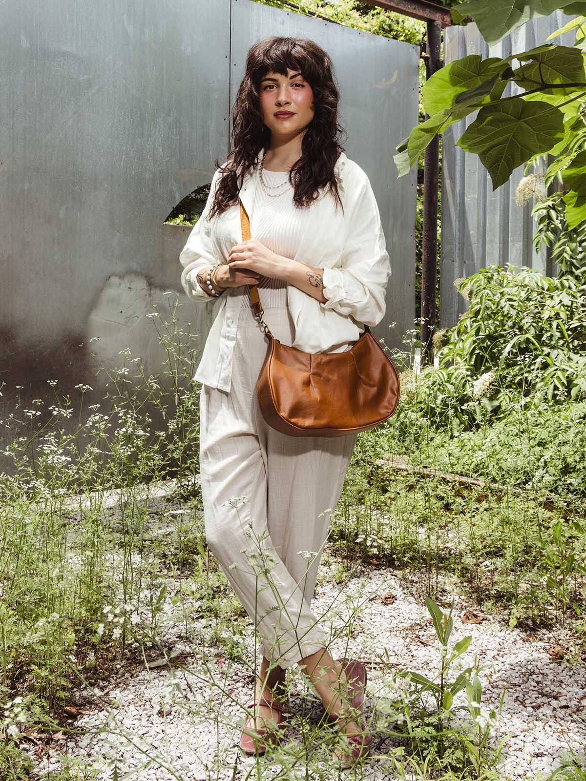 Aurora Leather Shoulder Bag in Cognac