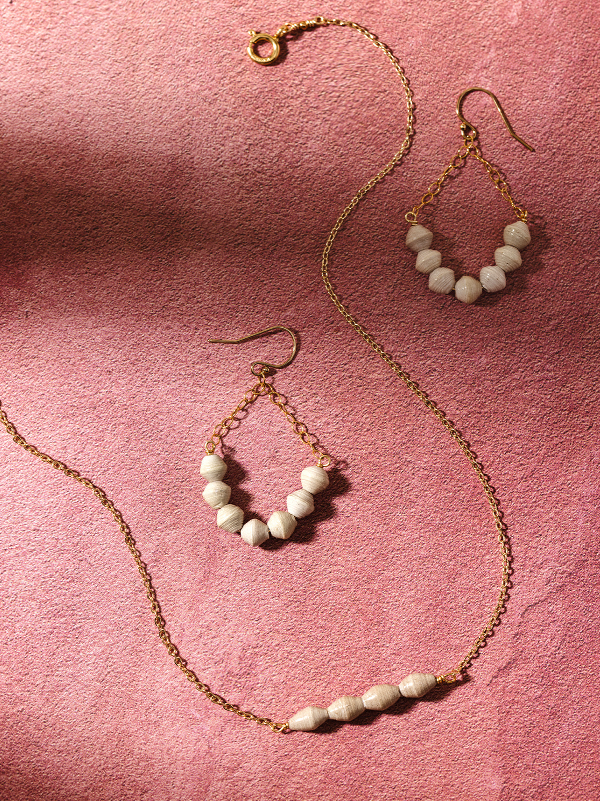 The Bar Necklace