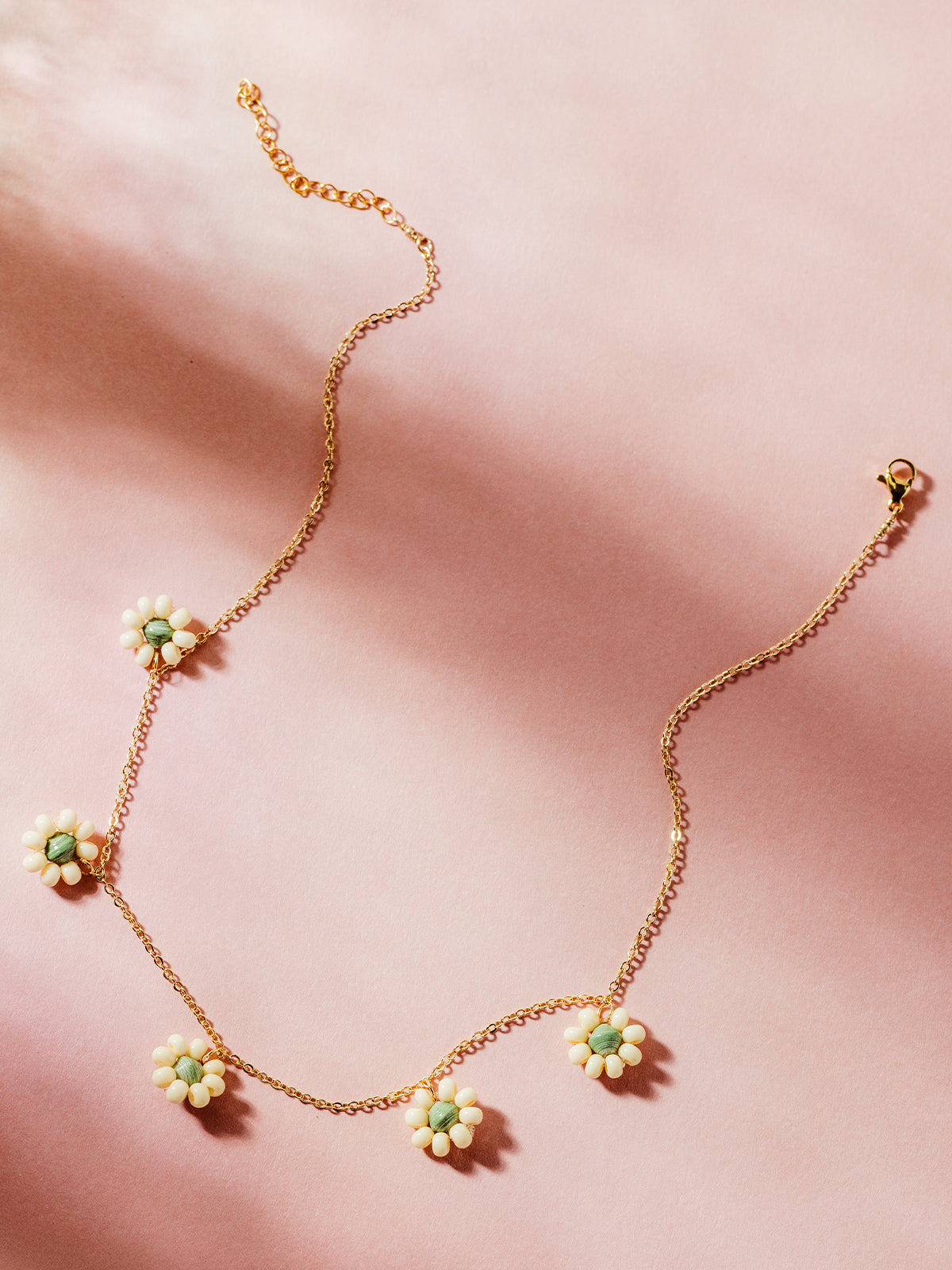 Daisy Necklace